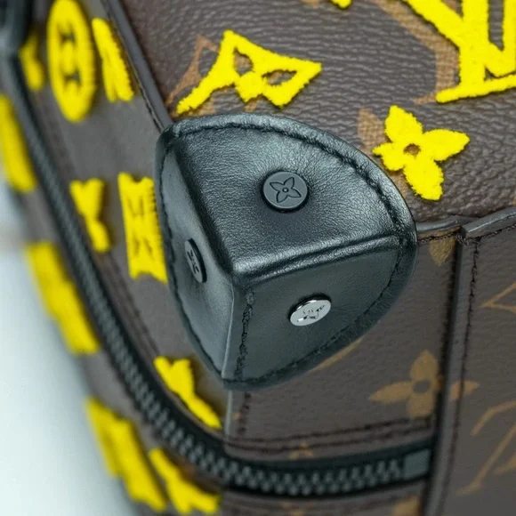 Louis Vuitton Soft Trunk Monogram Taffetage Speedy. *Rare* - Picture 6 of 16